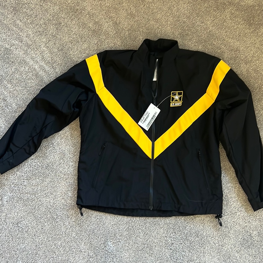NWT US Army PT Jacket Size Medium Short